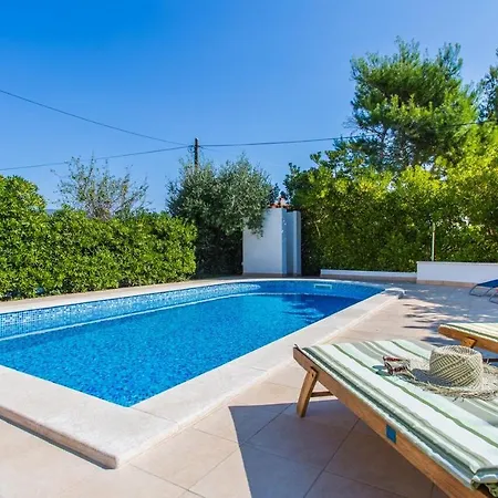Apartament Family Friendly With A Swimming Pool Silo, Krk - 18677 *