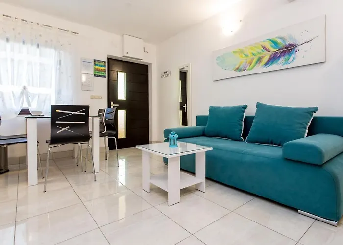 Family-friendly With Swimming Pool Silo, Krk - 18677 公寓 Šilo