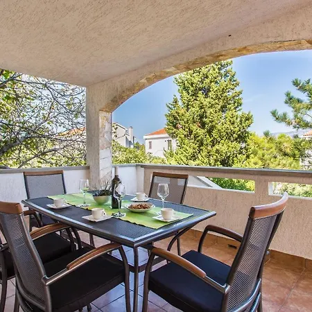 아파트 Family Friendly With A Swimming Pool Silo, Krk - 18677 실로